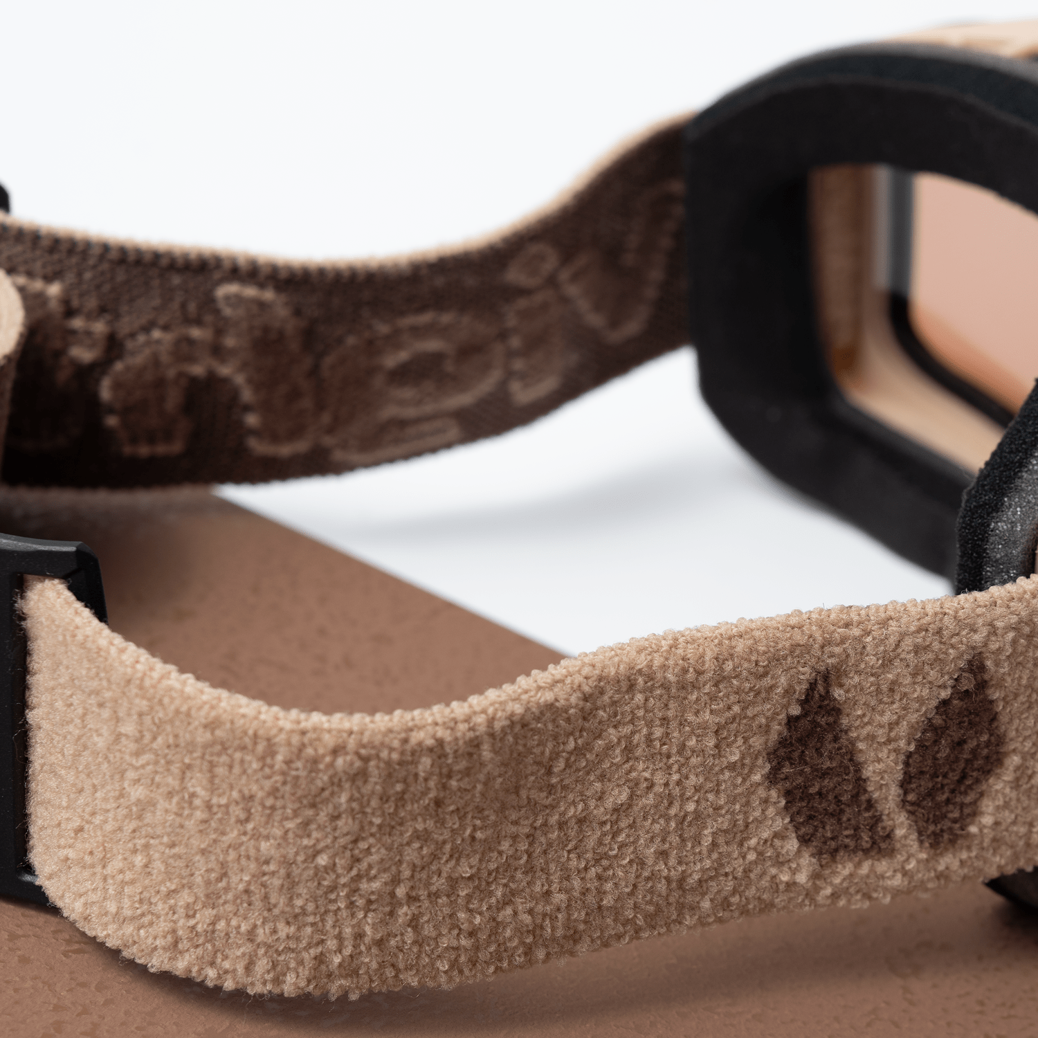 Defender 2 泰迪棕織帶_訂製款(不可單購 ) - VIGHT