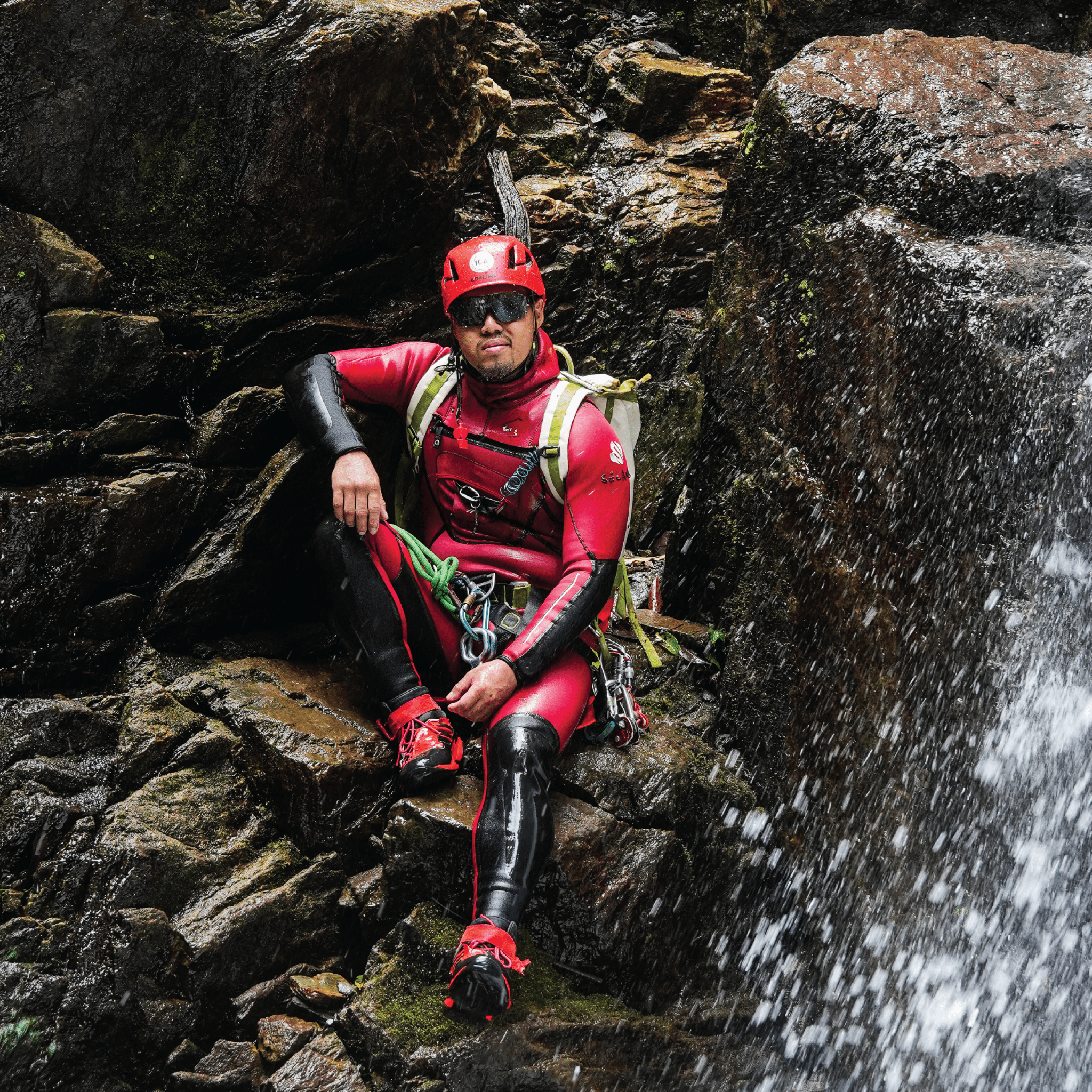 Urban 3 深邃黑(高對比鏡片) - VIGHT