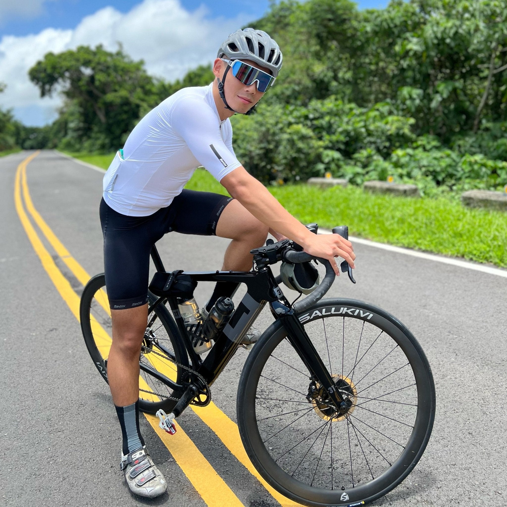 Alpha 雲石白 (高對比鏡片) - VIGHT