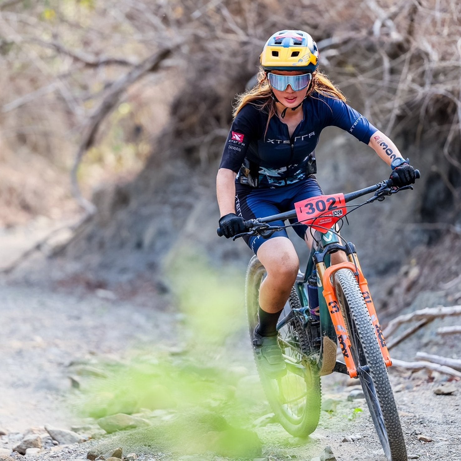 Alpha RIDGE+ 白閃電 ( 漸層變色鏡片 ) - VIGHT