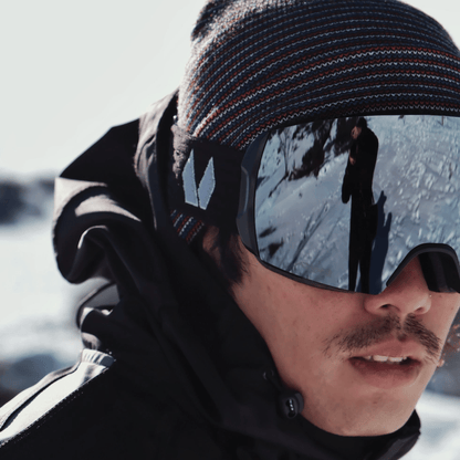 MEGA S 沉靜黑 - VIGHT